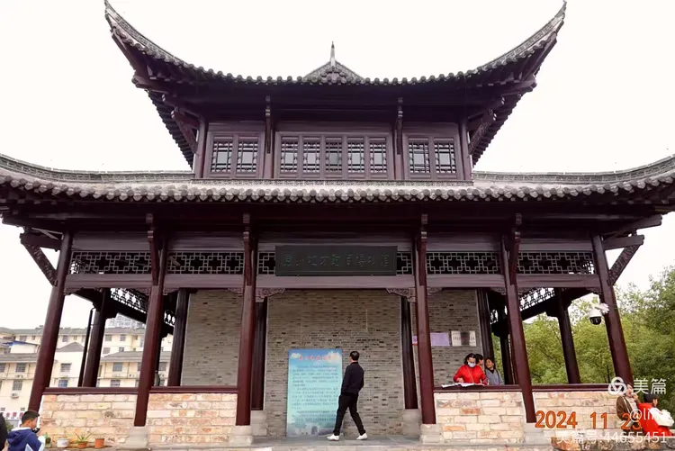 23宜春市袁州区鼓楼,袁州府(原袁州书院),灵泉池公园,袁州会议旧址